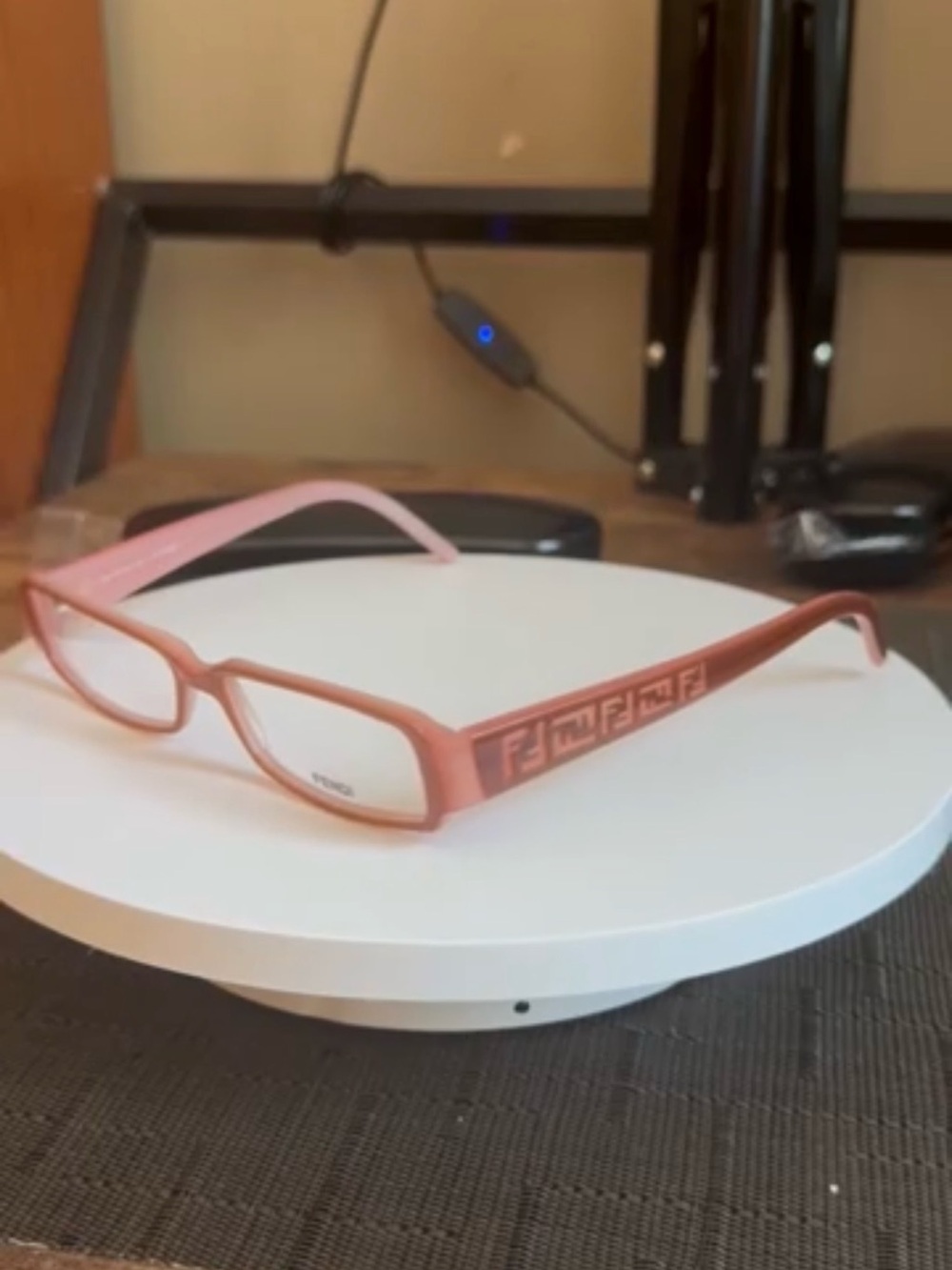 🎁🎁GIFTABLE🎁🎁 - NIB Authentic Fendi “Readers” (Reading Glasses)- 0 Power/You Fill